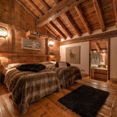 Alpine Majesty: Chalet Retreat Chalet *