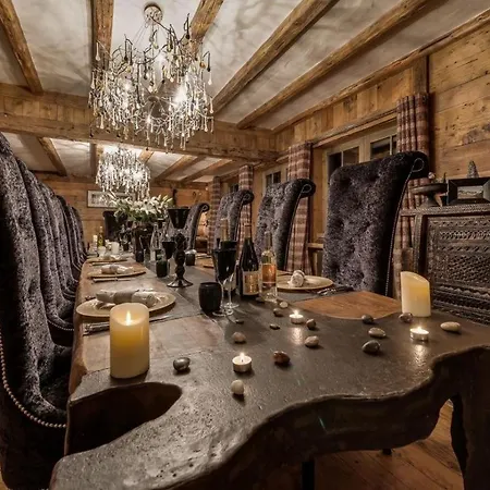 Alpine Majesty: Chalet Retreat Grindelwald