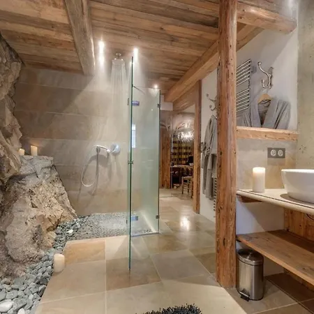 Chalet Alpine Majesty: Chalet Retreat *